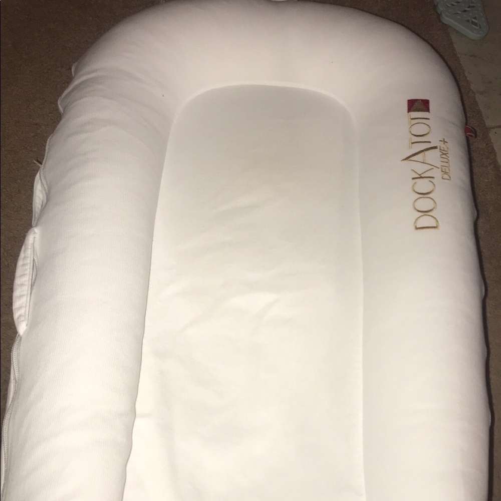 Dockatot! Brand new!